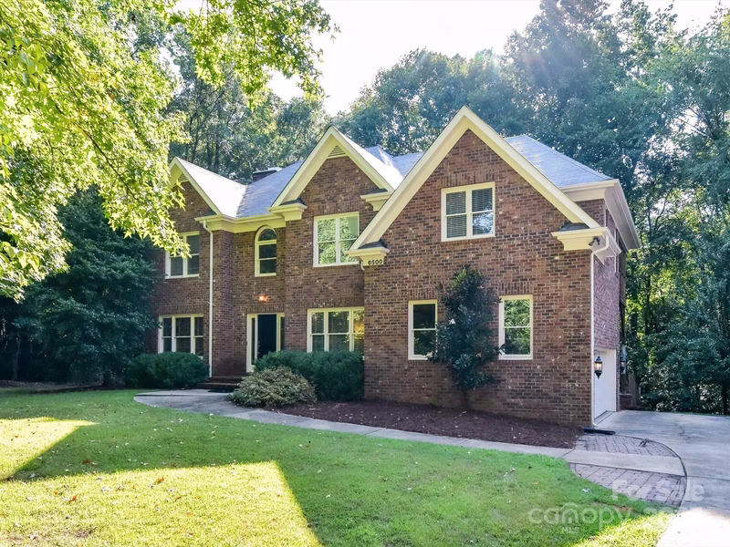 Property image 2 at 6500 Lynn Avenue, Charlotte, NC 28226