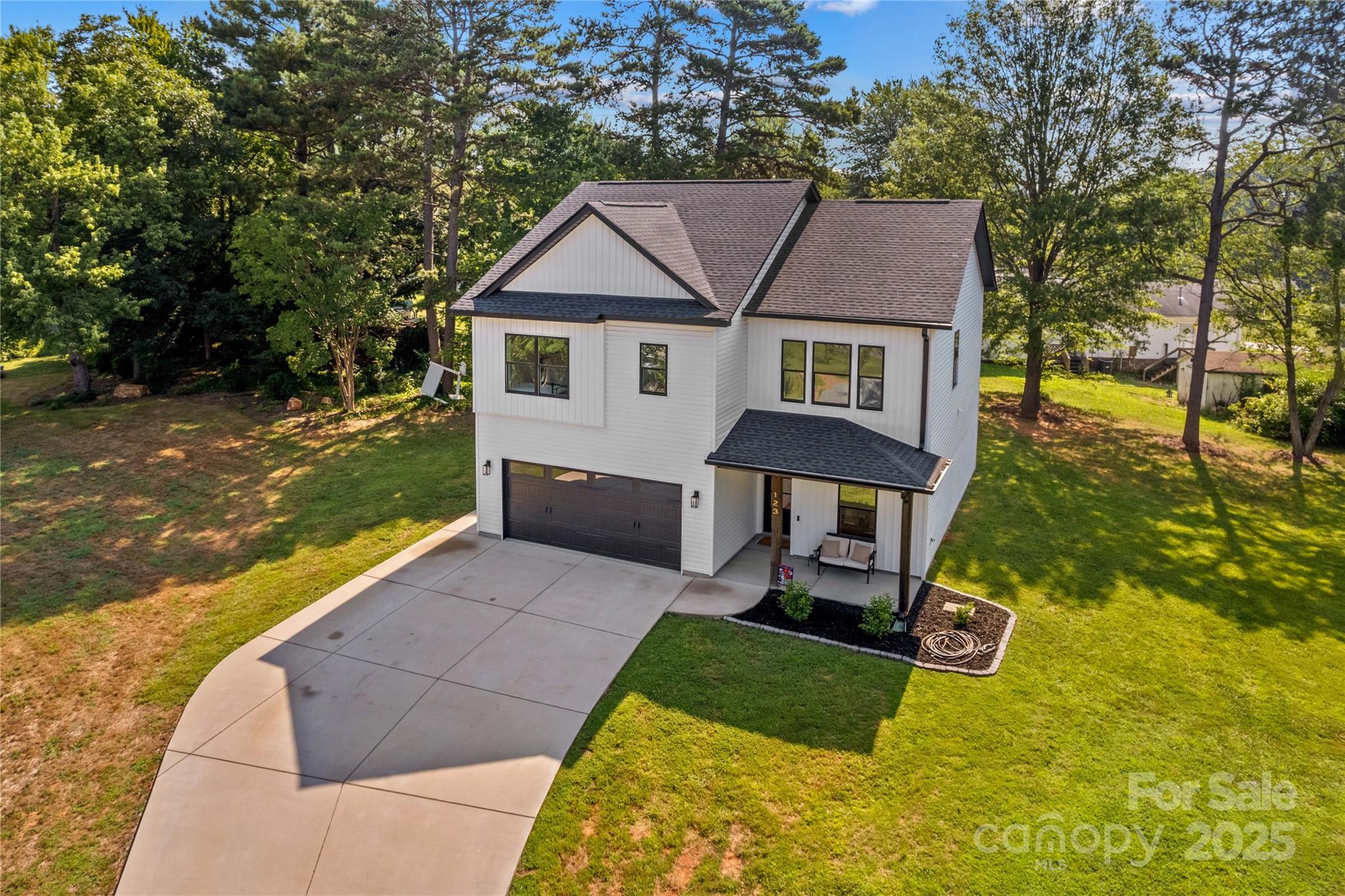 Property image 3 of 123 Ensign Place in Cove View Park, Mooresville, NC 28117