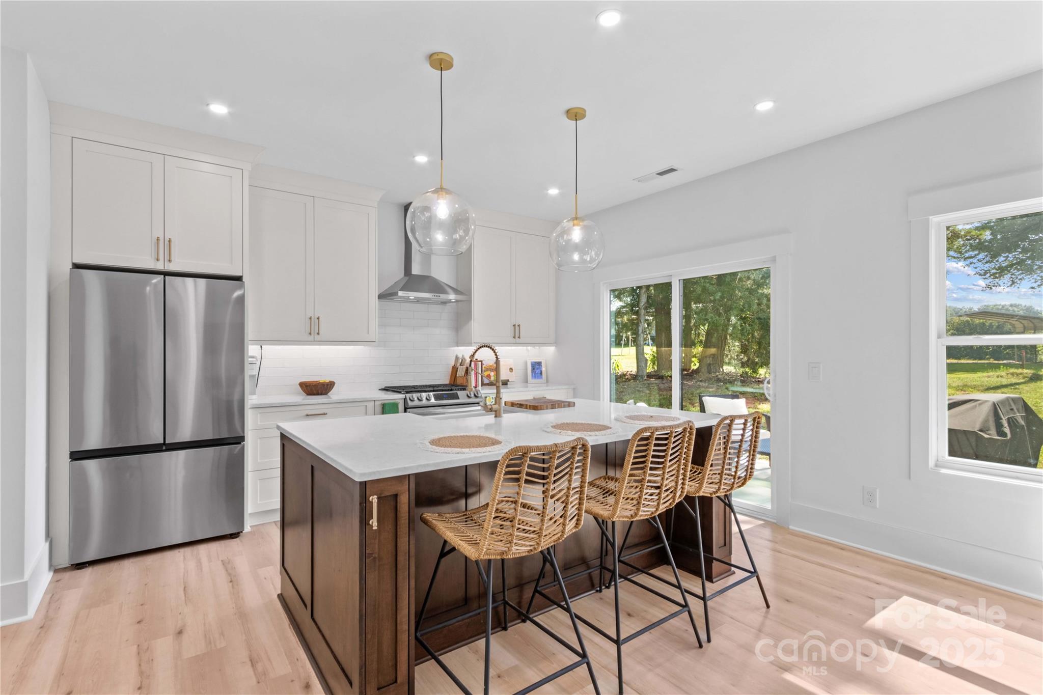 Property image 5 of 123 Ensign Place in Cove View Park, Mooresville, NC 28117