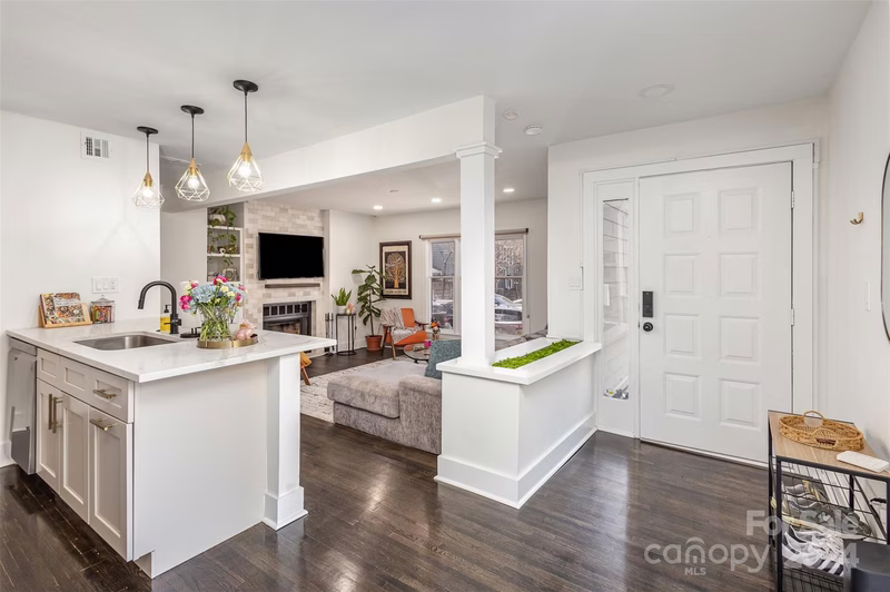 Property image 5 at 427 8th Street, Charlotte, NC 28202
