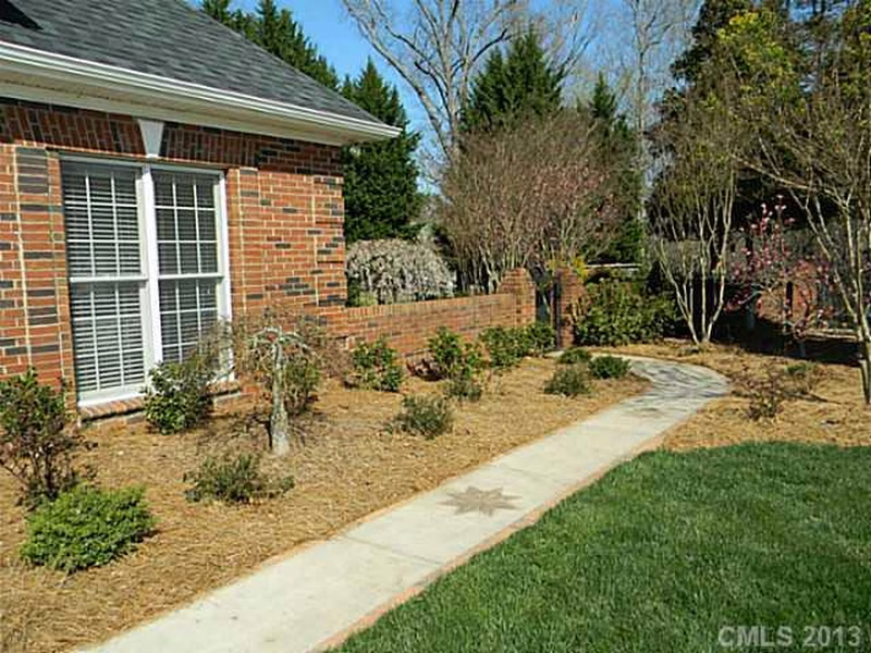 Property image 3 at 1535 Elkhart Circle, Gastonia, NC 28054