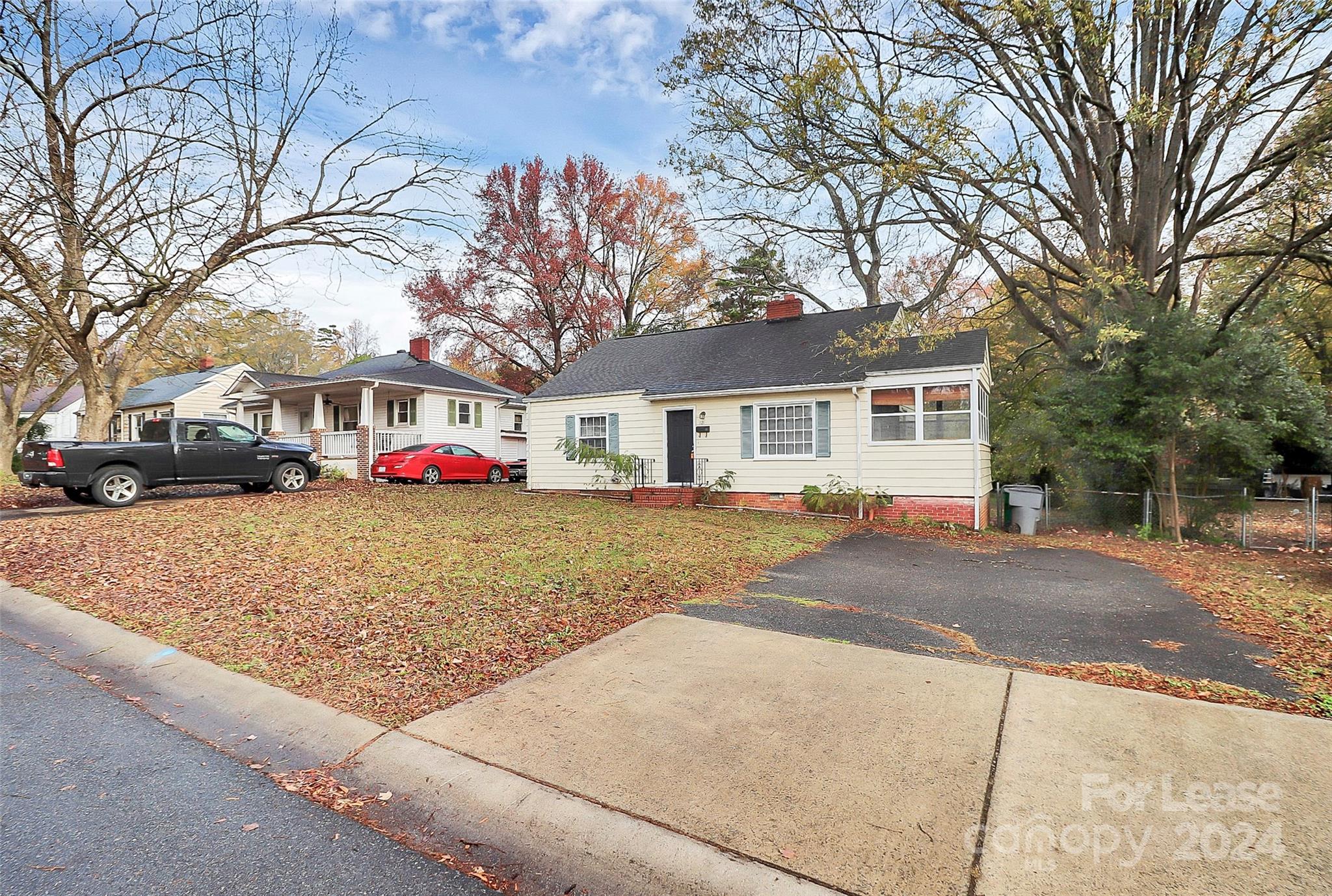 Property image 3 of 1121 Dade Street in Plaza Acres, Charlotte, NC 28205