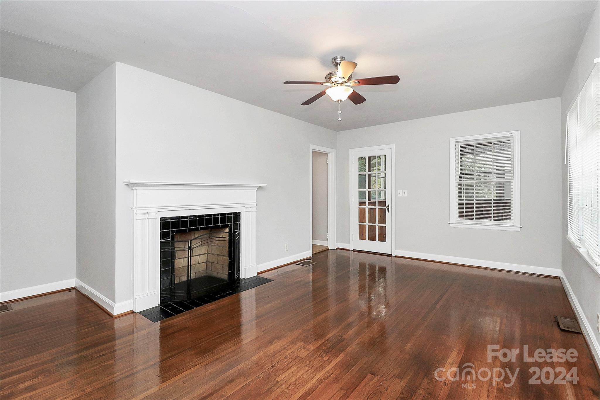 Property image 5 of 1121 Dade Street in Plaza Acres, Charlotte, NC 28205