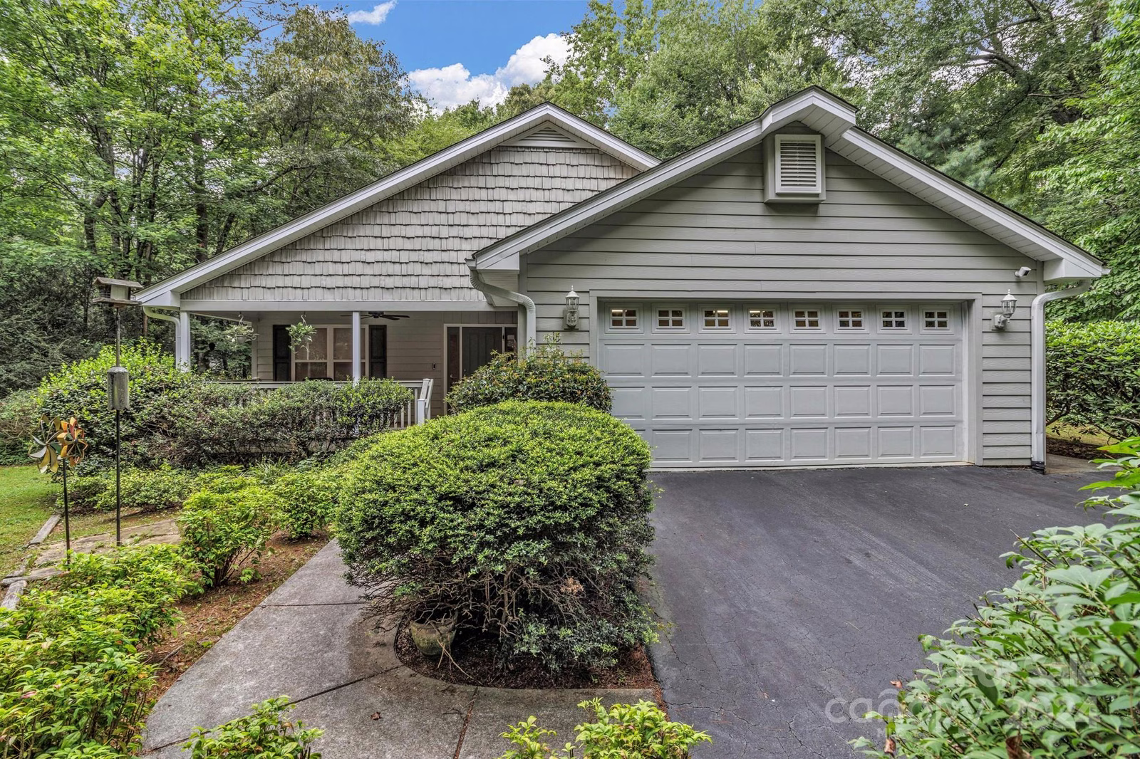 Property image 1 at 15 Hickory Court Lane, Hendersonville, NC 28792