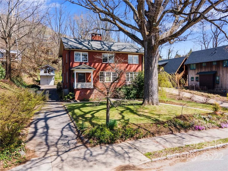 Property image 2 at 117 Furman Avenue, Asheville, NC 28801