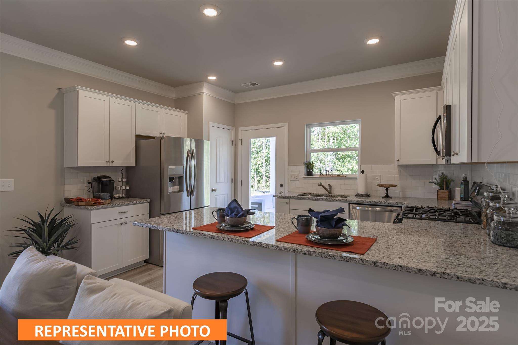 Property image 4 of 1260 Langston Lane in Country Club Village, Salisbury, NC 28144