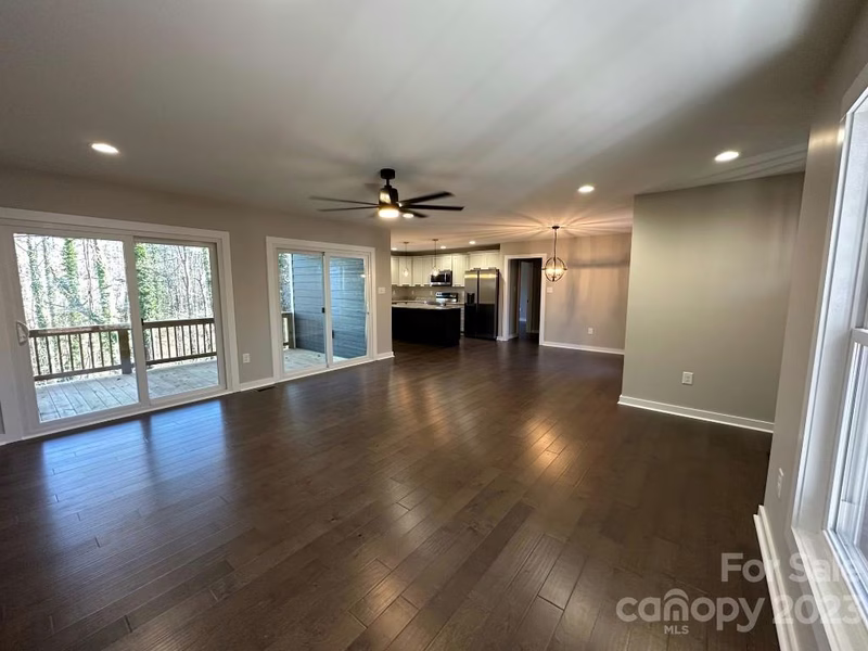 Property image 3 at 364 N Oakwood Drive, Statesville, NC 28677