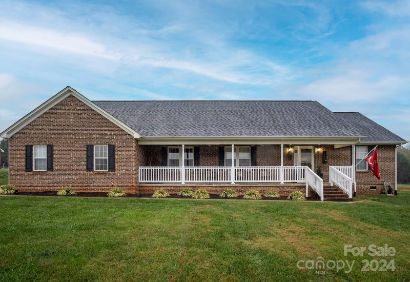 2431 Carriage Lane