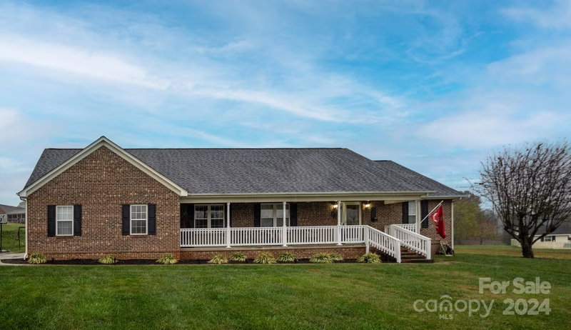 Property image 2 at 2431 Carriage Lane, Lincolnton, NC 28092