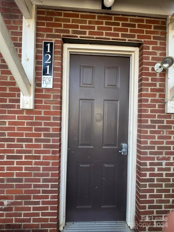 Property image 2 at 121 G Irving Avenue, Mooresville, NC 28117