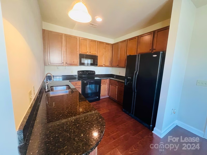 Property image 4 at 121 G Irving Avenue, Mooresville, NC 28117