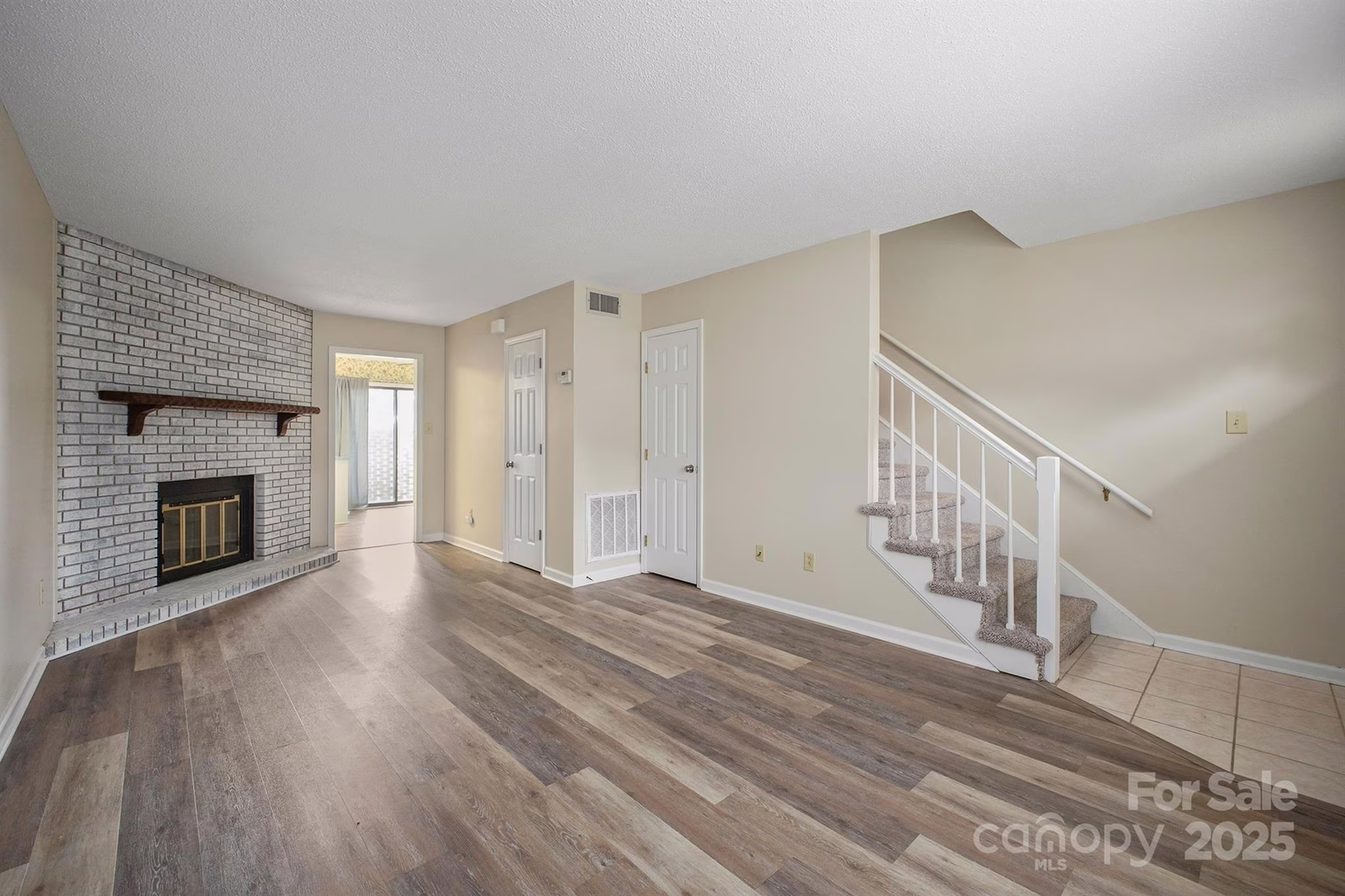 Property image 1 at 1330 5th Street, Hickory, NC 28601