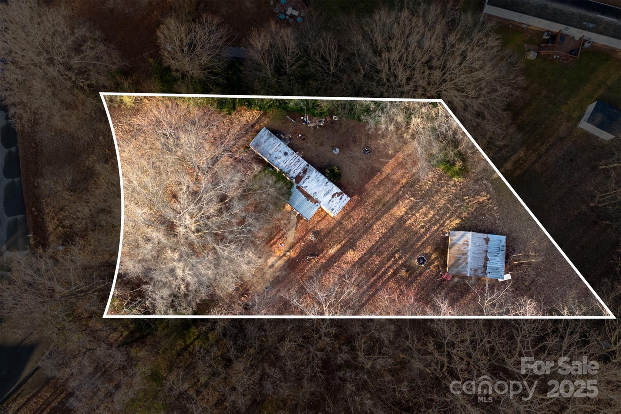 Property image 2 of 4944 Vagabond Lane in Mobile Home Estates, Sherrills Ford, NC 28673