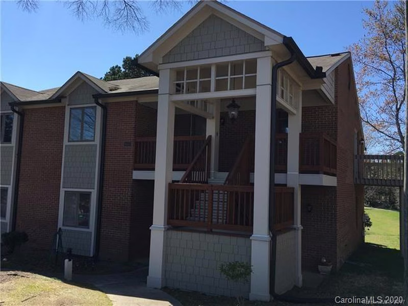 1107 Hanford Place