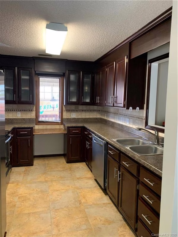 Property image 3 at 1107 Hanford Place, Concord, NC 28027