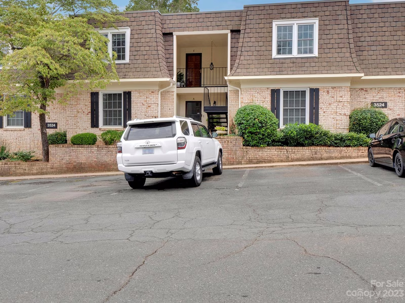 Property image 2 at 3524 Colony Road, Charlotte, NC 28211