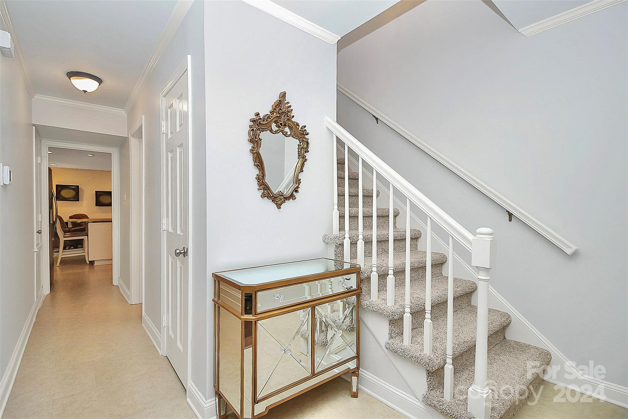 Property image 2 of 6687 Bunker Hill Circle in Olde Georgetowne, Charlotte, NC 28210