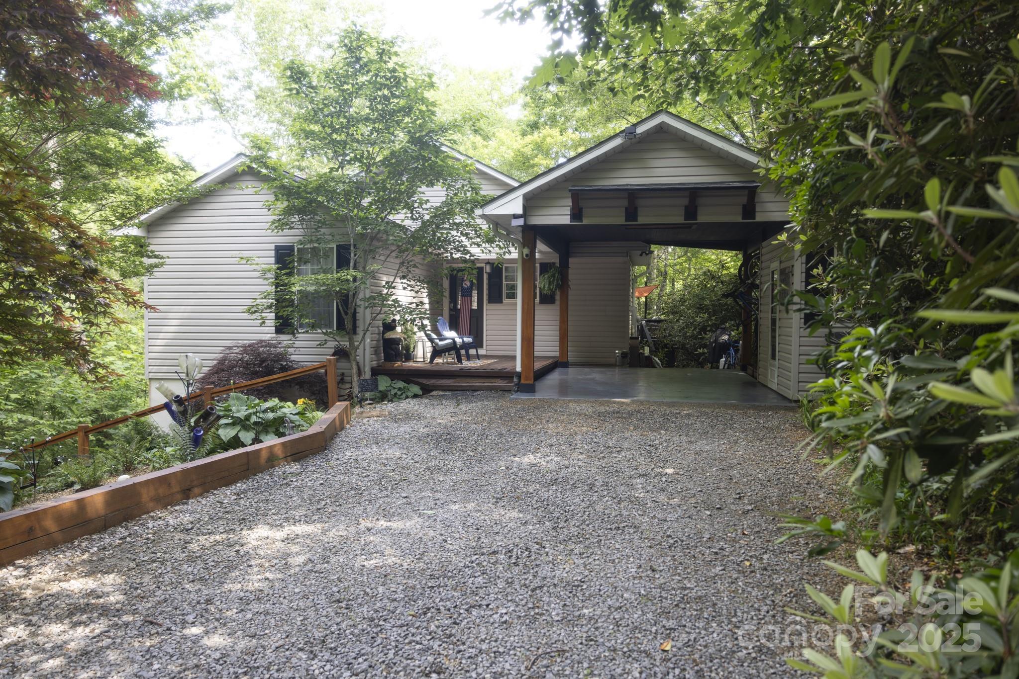 Property image 2 of 554 Pisgah Forest Drive in Pisgah Forest Farms, Pisgah Forest, NC 28768