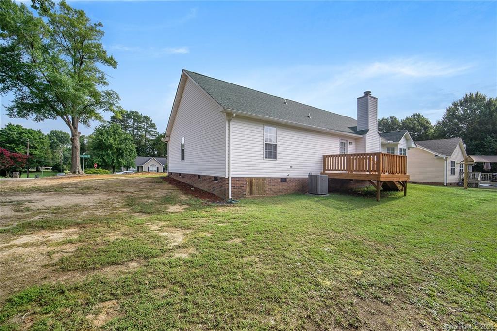 Property image 3 of 1602 Barbara Ann Circle in Brantley Creek, Kannapolis, NC 28082