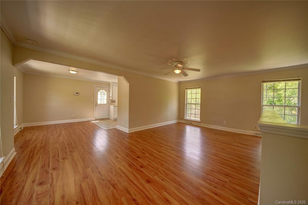 Property image 3 of 121 Hemlock Drive in Rolling Hills, Salisbury, NC 28147
