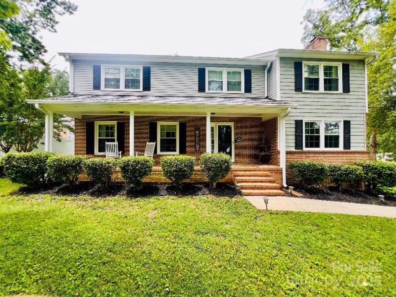 734 Forestbrook Drive