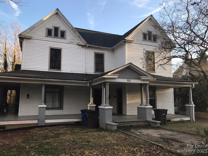 610 Davie Avenue