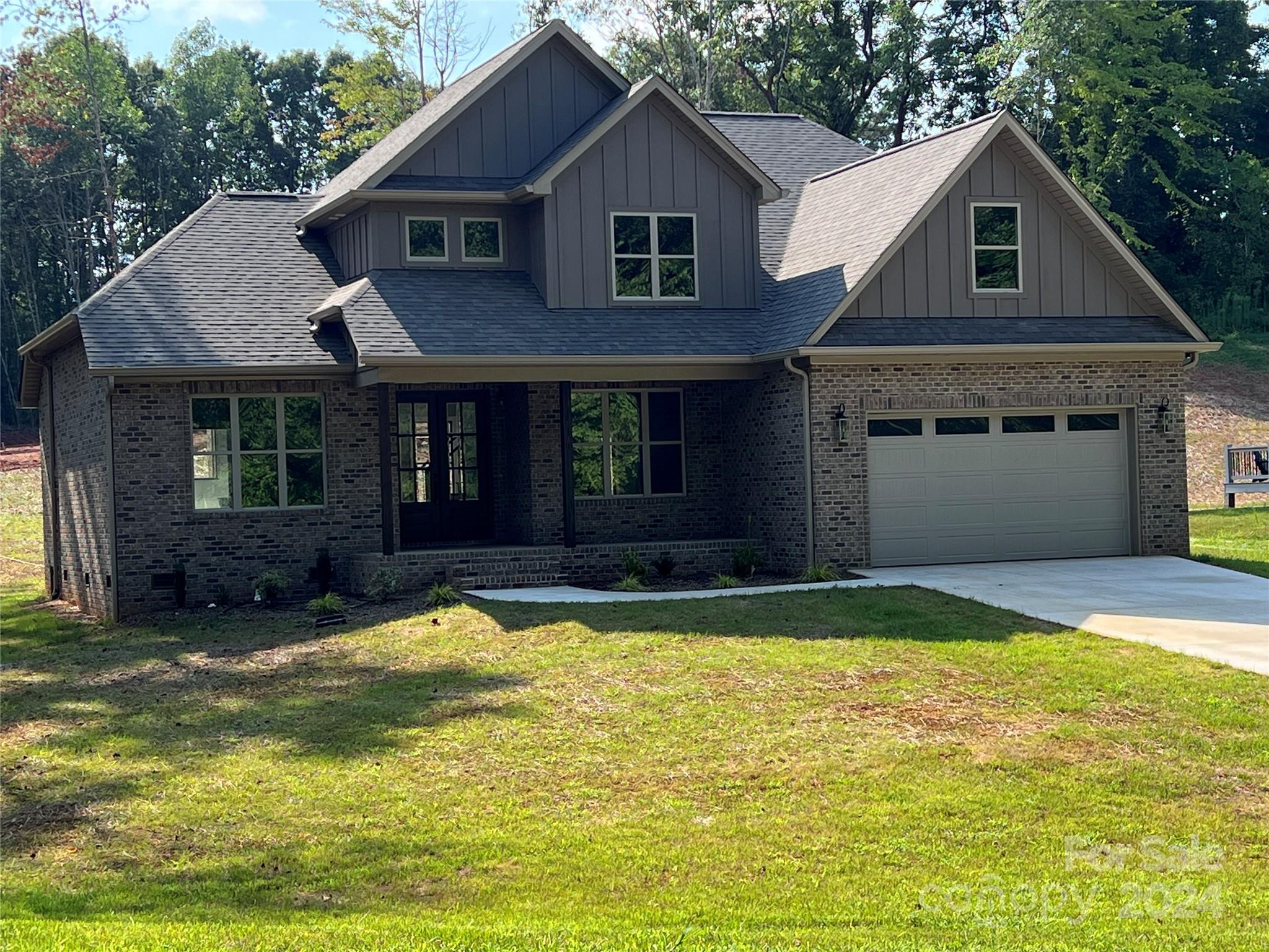 Property image 3 of 5125 Mark Drive in Catawba Springs, Hickory, NC 28601