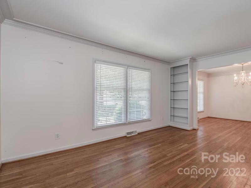 Property image 4 at 3041 Brookridge Lane, Charlotte, NC 28211