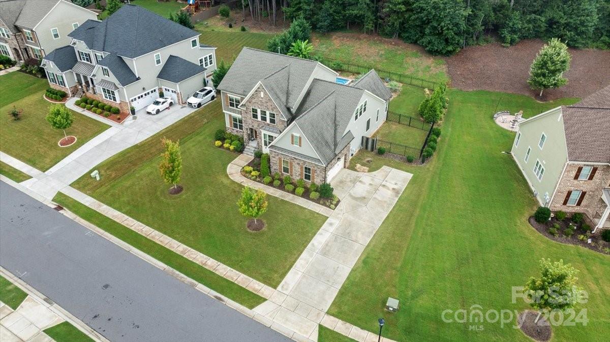 Property image 4 of 2326 Madeira Circle in Tuscany, Waxhaw, NC 28173