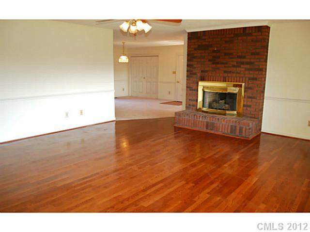 Property image 4 of 3165 Sandy Lee Court in Mason Springs, Lincolnton, NC 28092