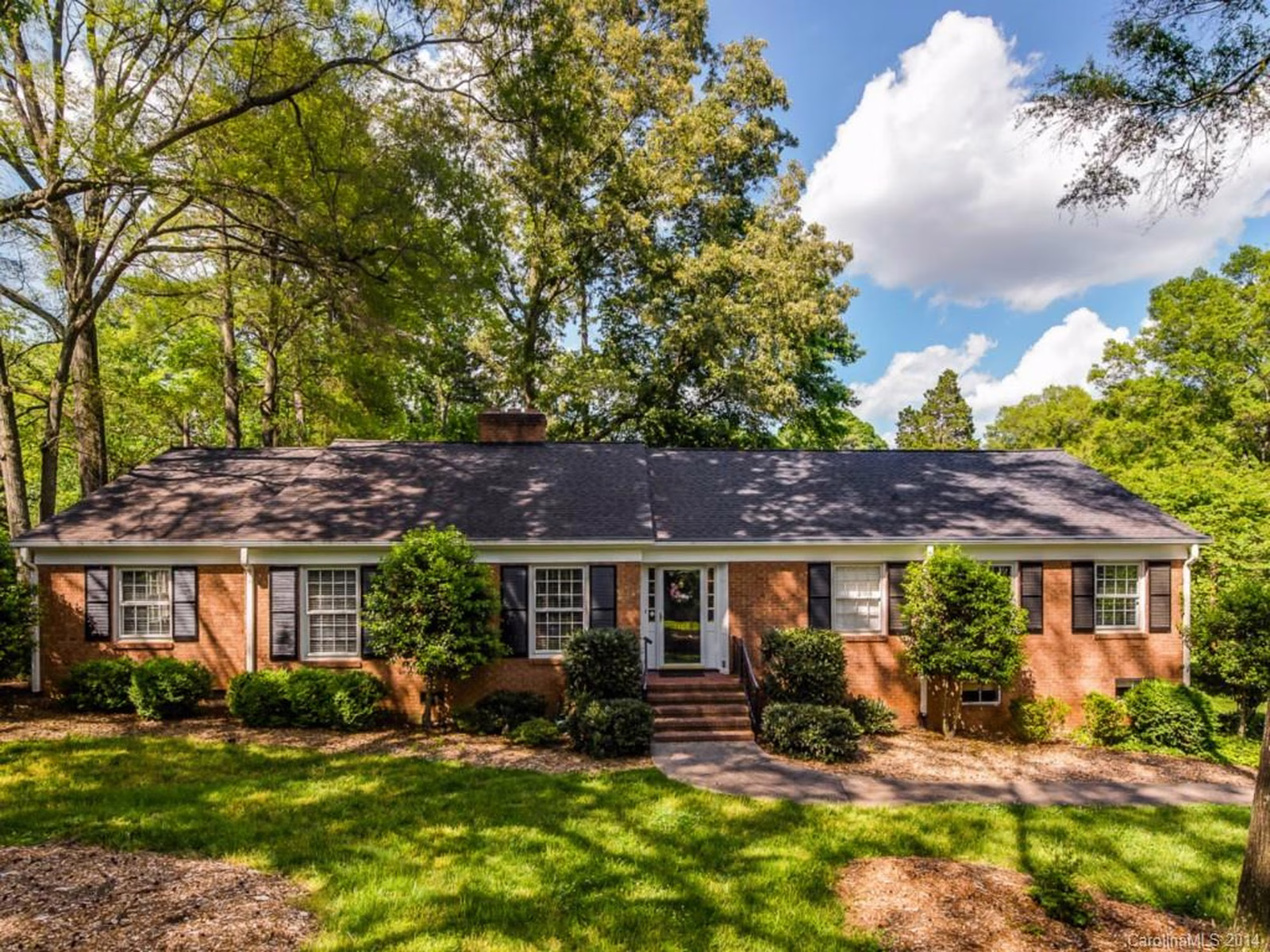 Property image 1 at 2100 Cloister Drive, Charlotte, NC 28211