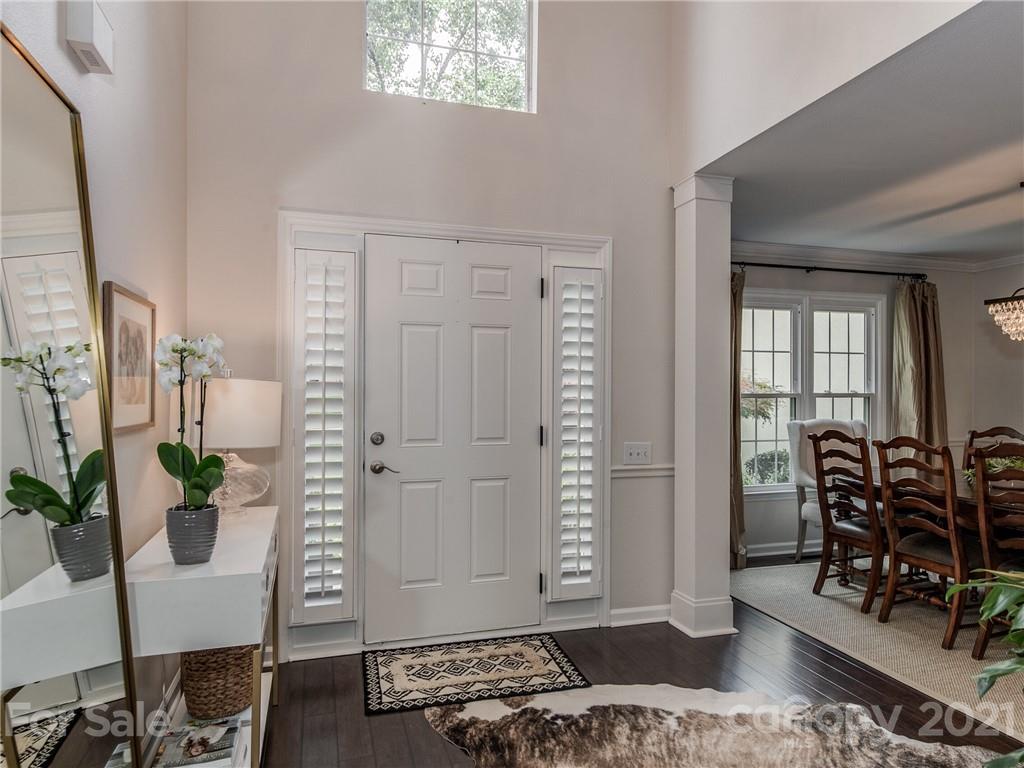 Property image 3 of 601 River Oaks Lane in Wimbledon, Charlotte, NC 28226