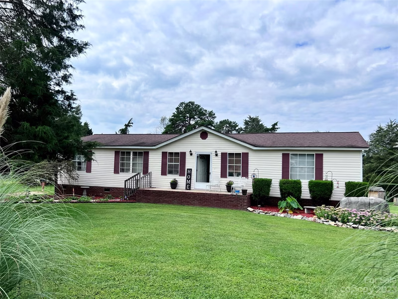 Property image 2 at 2279 Deerfield Drive, Maiden, NC 28650