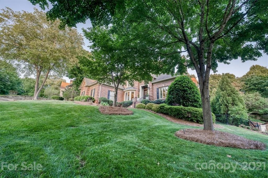 Property image 2 of 2511 Flintgrove Road in Summerlake, Charlotte, NC 28226