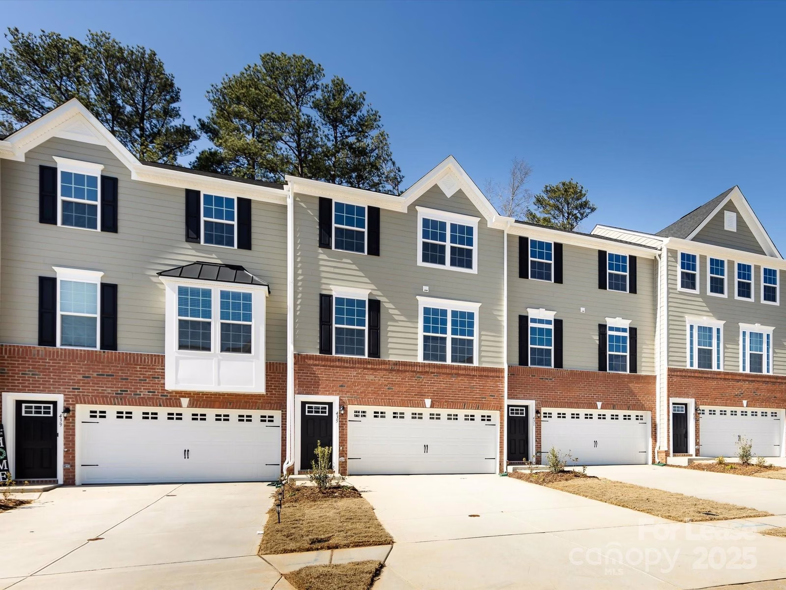 Property image 1 at 435 Moondance Drive, Gastonia, NC 28054