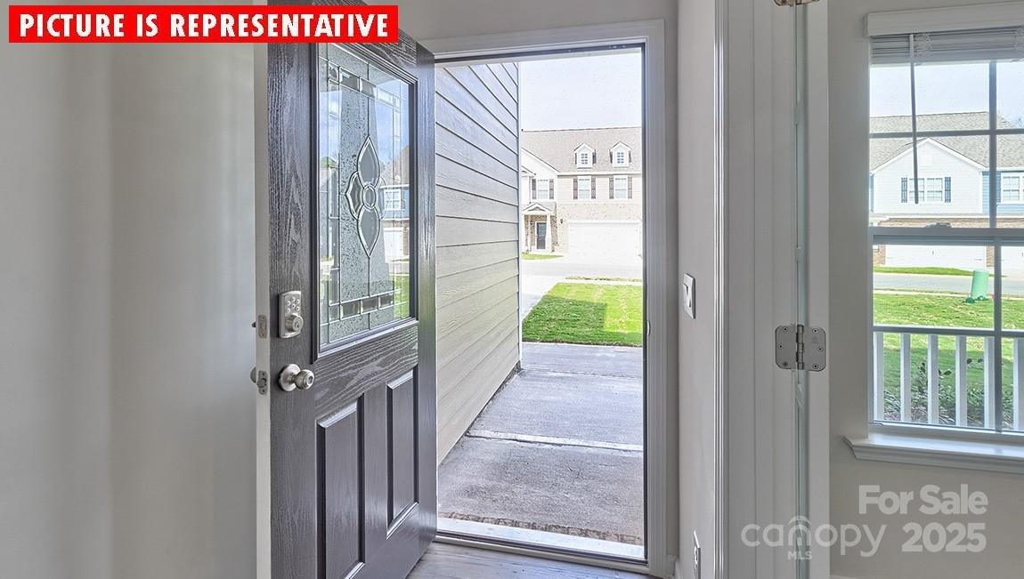 Property image 3 of 7303 Stonehouse Drive in Nolen Farm, Gastonia, NC 28056
