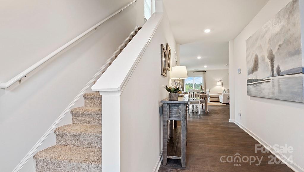 Property image 2 of 1012 20th Avenue Loop in Huffman Ridge, Hickory, NC 28602