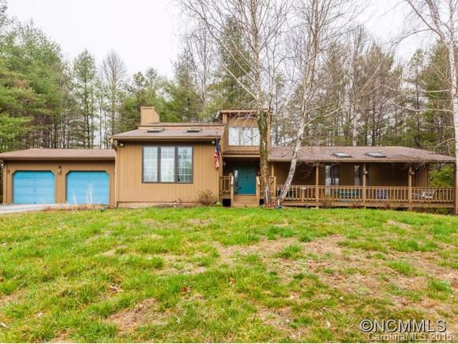 Property image 1 at 213 Deerpath Lane, Hendersonville, NC 28739