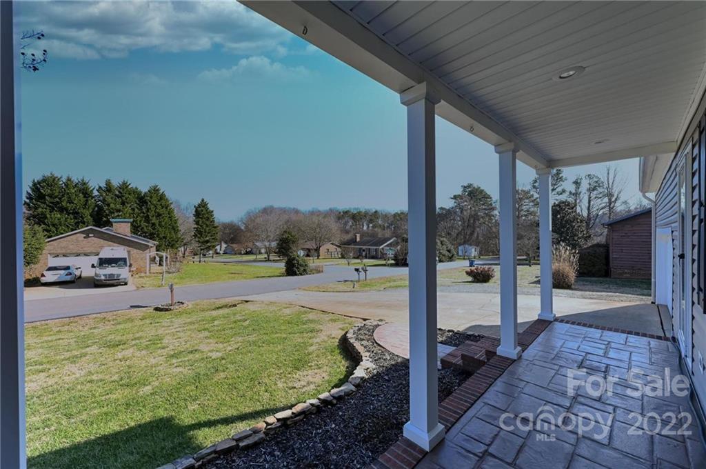 Property image 2 of 1607 Magnum Road in Forest Ridge, Hickory, NC 28602