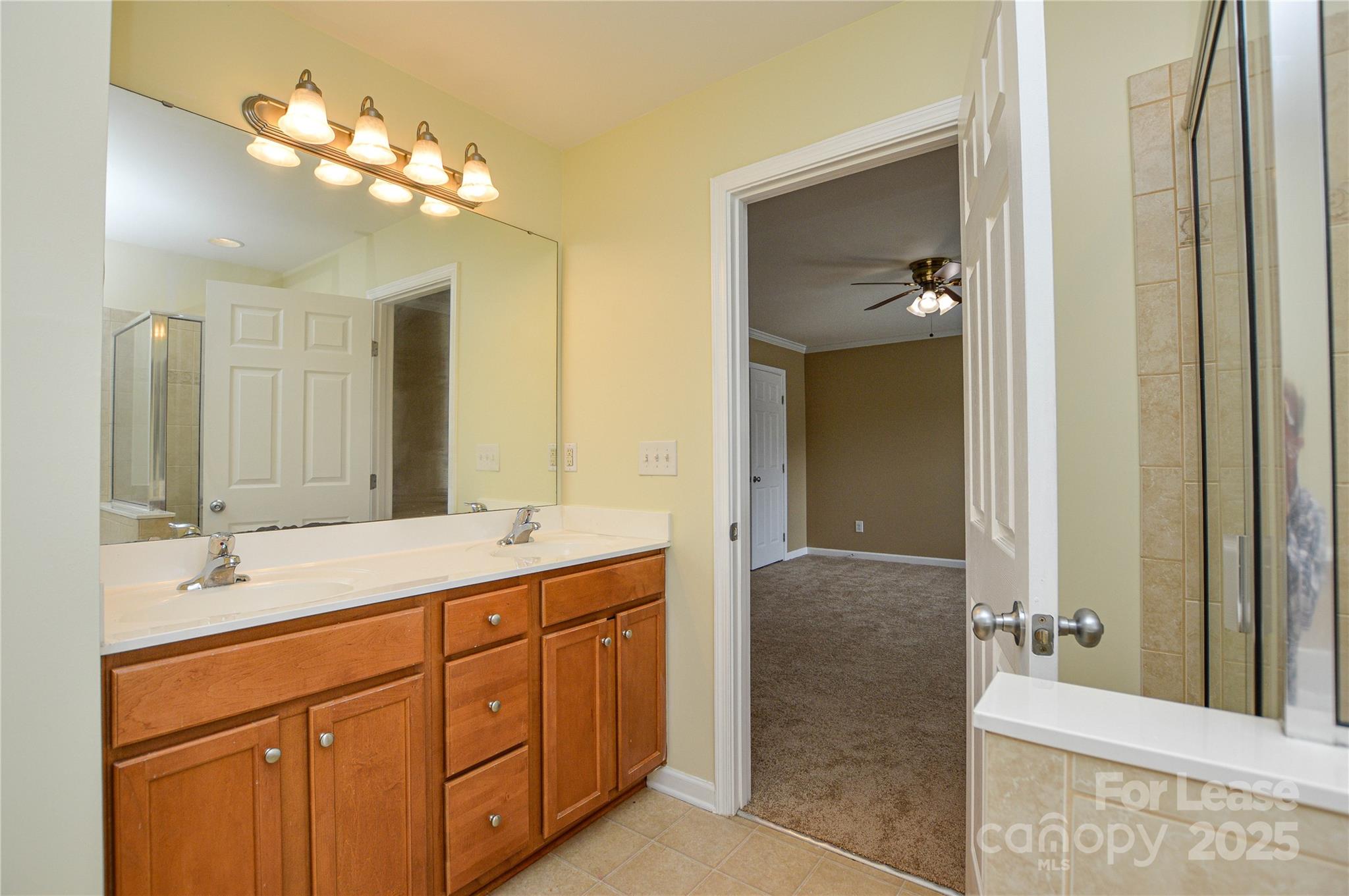 Property image 4 of 2184 Belle Vernon Avenue in Park South Station, Charlotte, NC 28210