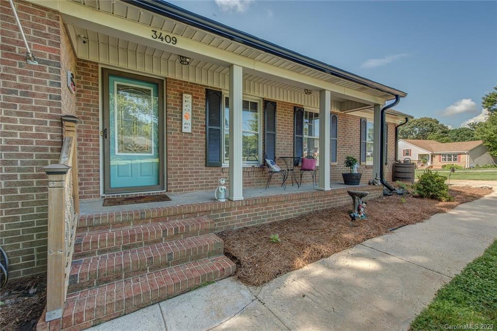 Property image 4 of 3409 Sherwood Circle in Forest Brook, Gastonia, NC 28056