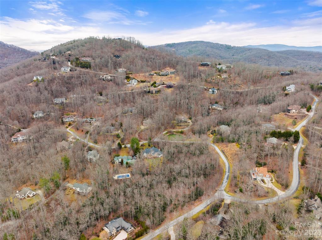 Property image 4 of 70 Windover Drive in Poplar Ridge, Asheville, NC 28803