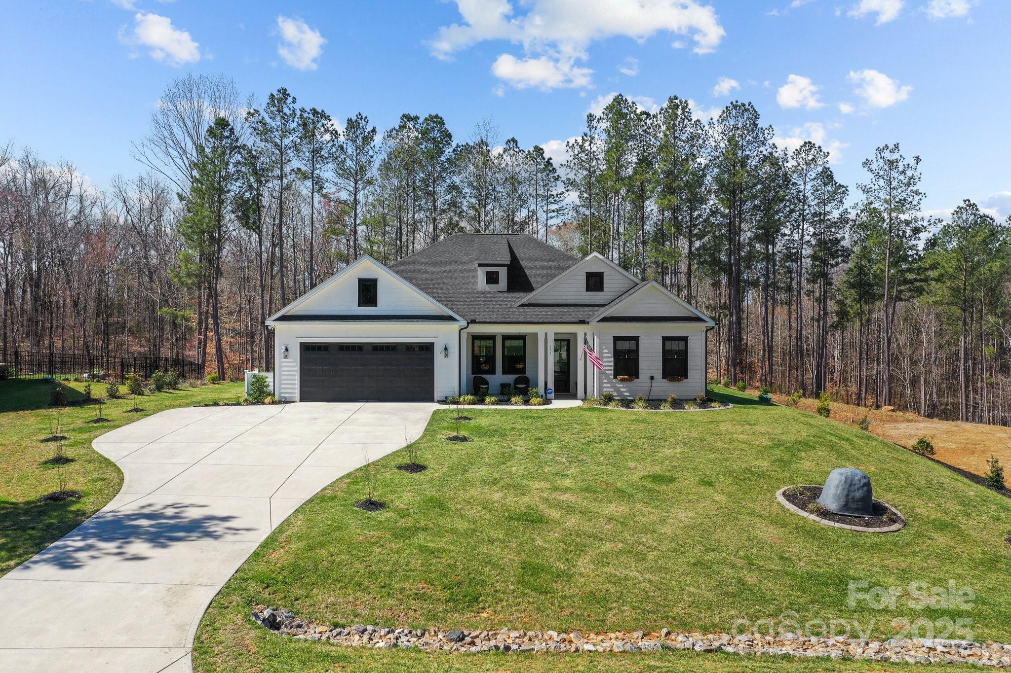 Property image 2 of 151 Powder Spring Drive in Powder Spring Creek, Statesville, NC 28677
