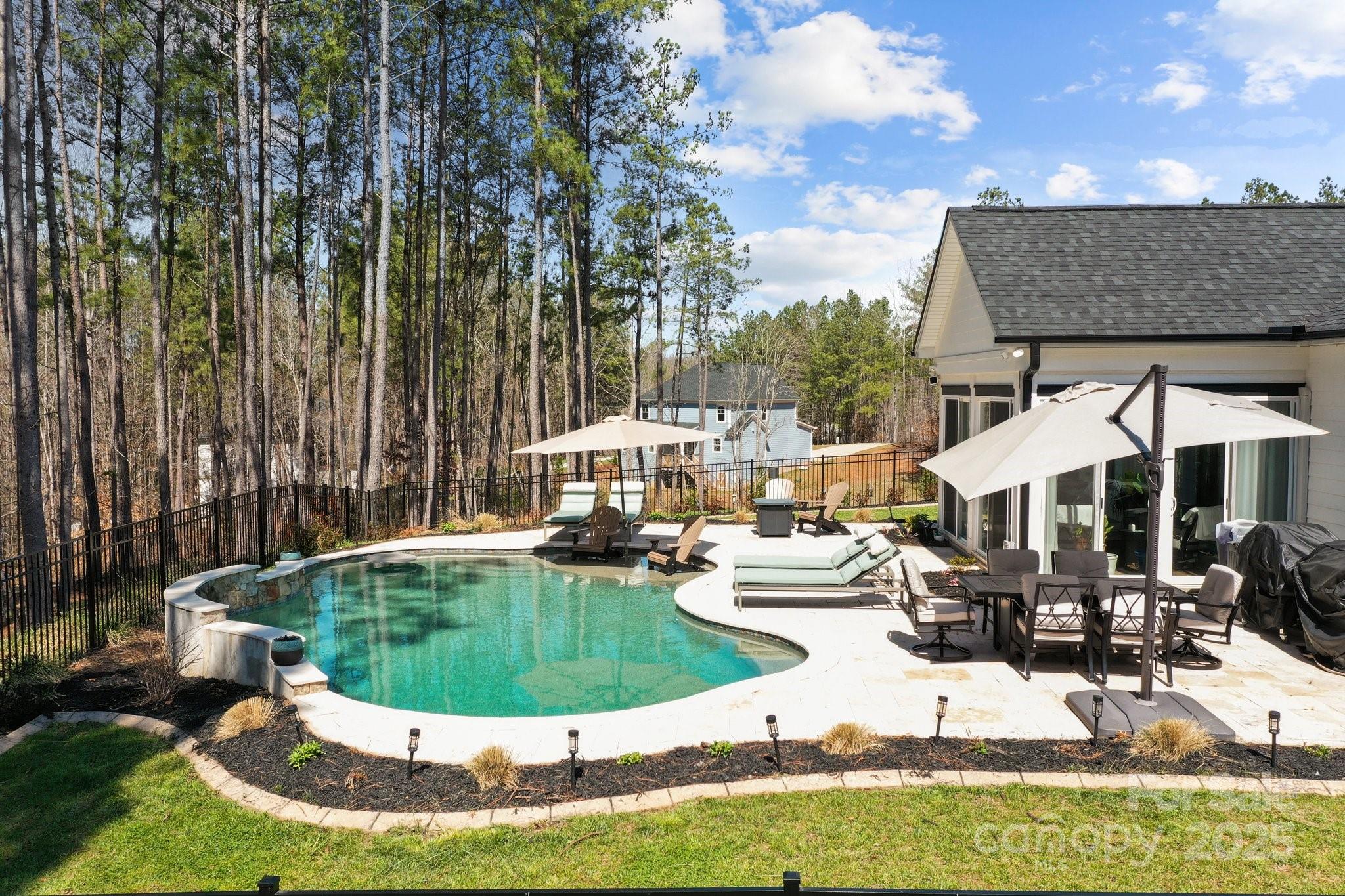 Property image 4 of 151 Powder Spring Drive in Powder Spring Creek, Statesville, NC 28677