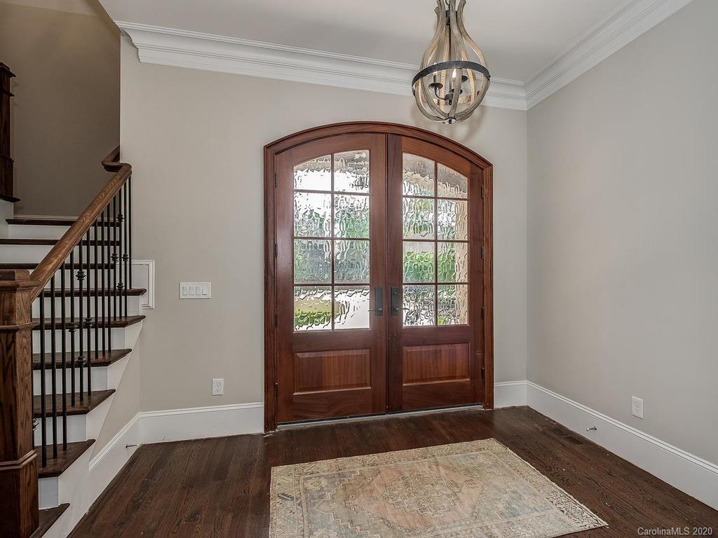 Property image 3 of 4329 Tottenham Road in Kingswood, Charlotte, NC 28226