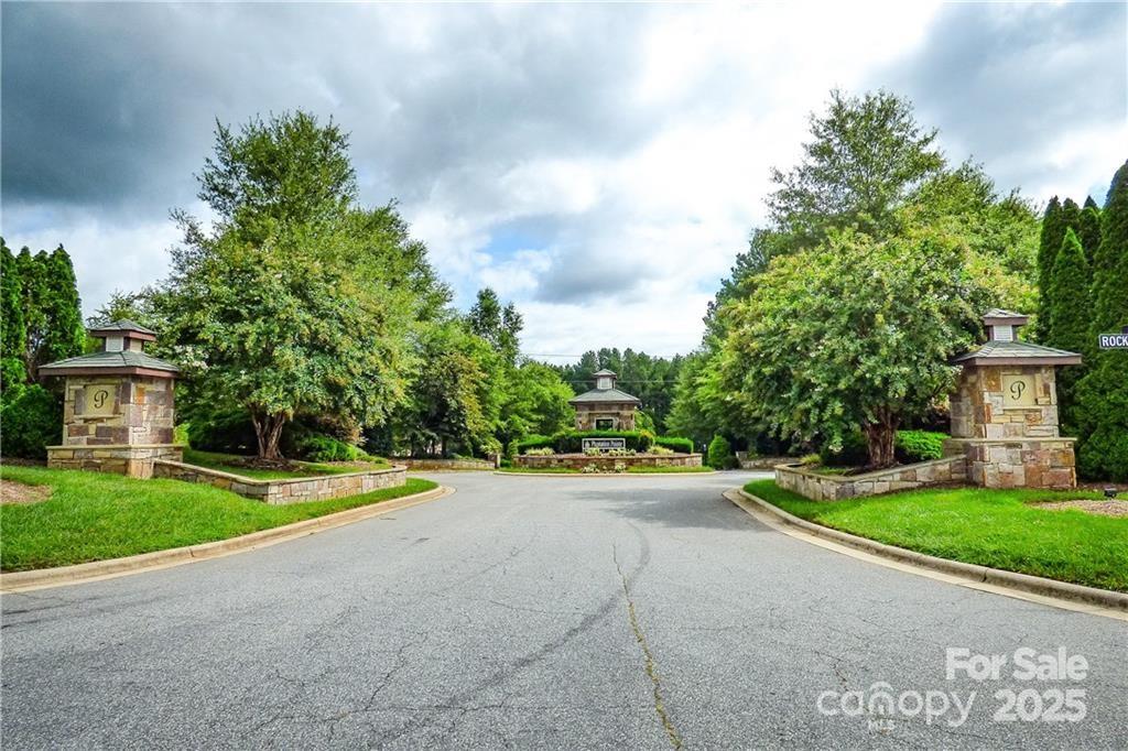 Property image 2 of 5255 Pier Pointe Drive in Plantation Pointe, Granite Falls, NC 28630