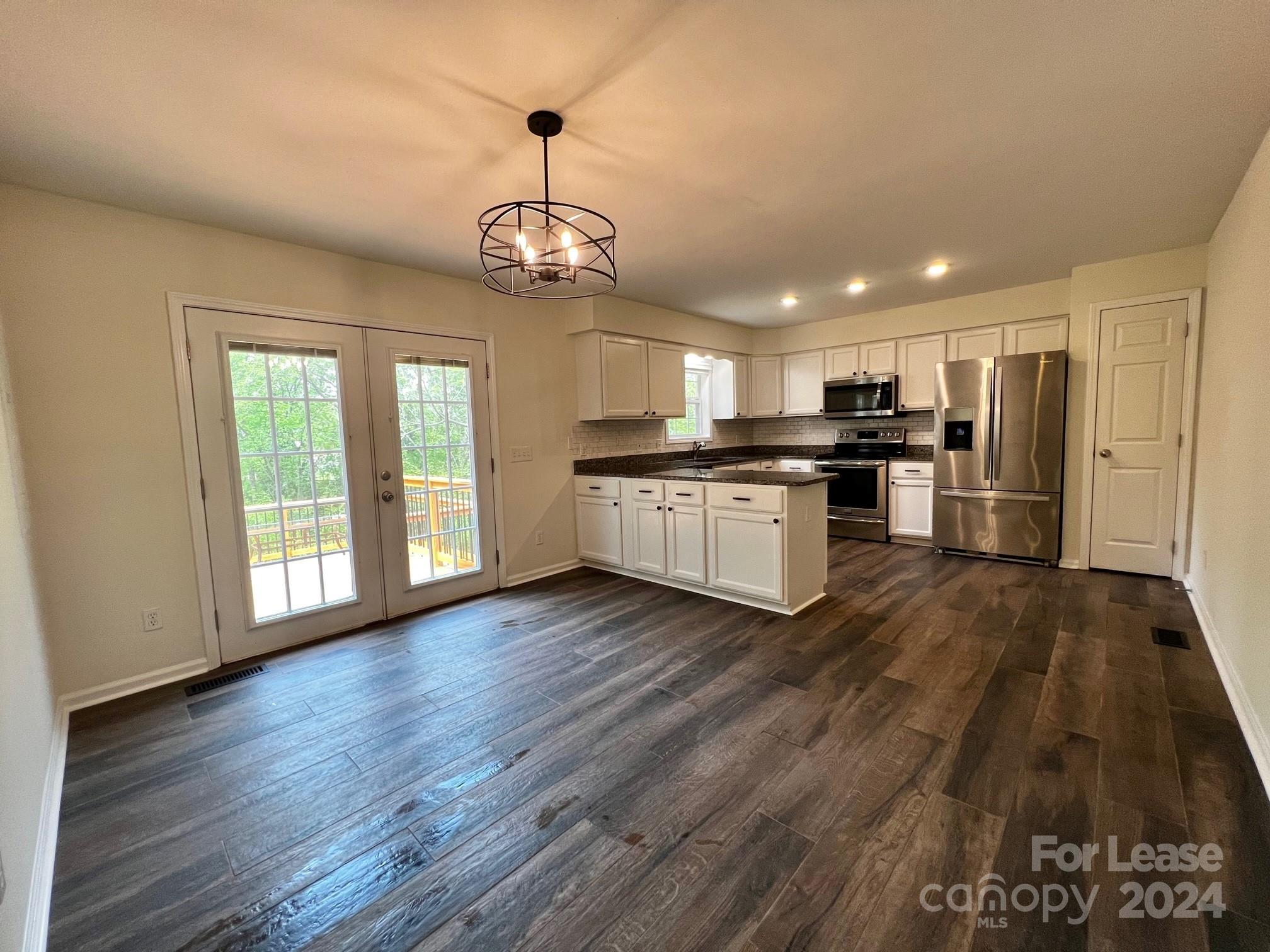 Property image 3 of 926 Polk Street in Greenville, Charlotte, NC 28206