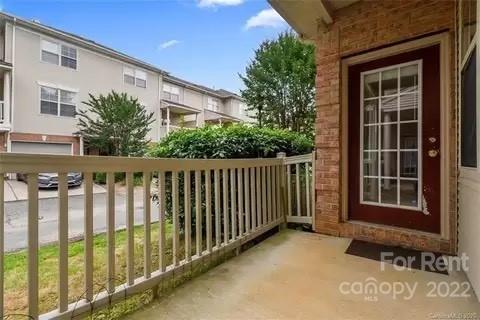 Property image 2 of 6427 Quarterbridge Lane in Michaels Landing, Charlotte, NC 28262