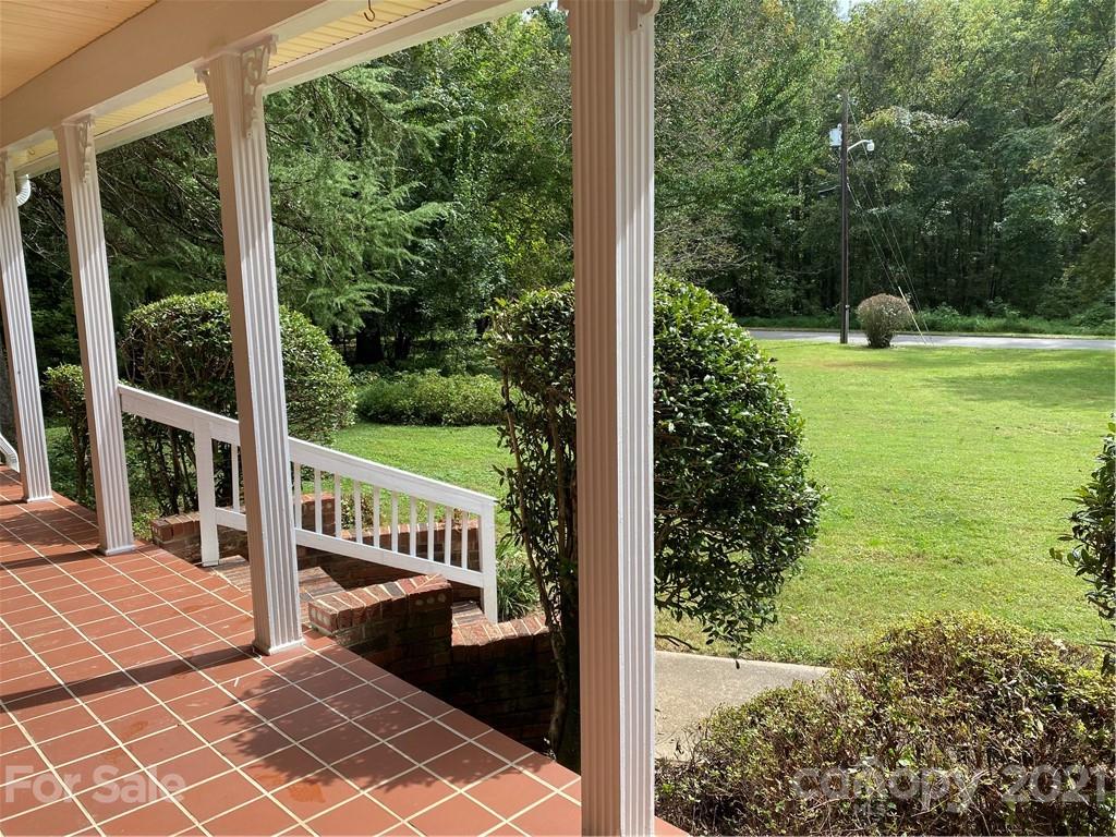 Property image 4 of 204 Prescot Drive in Eagle Heights, Salisbury, NC 28144