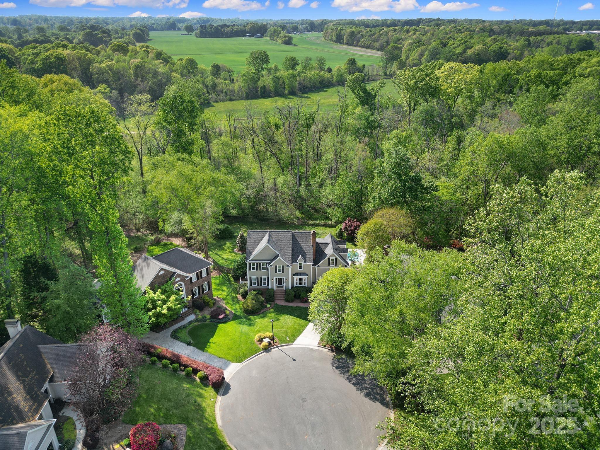Property image 2 of 15101 Sharrow Bay Court in Wynfield, Huntersville, NC 28078